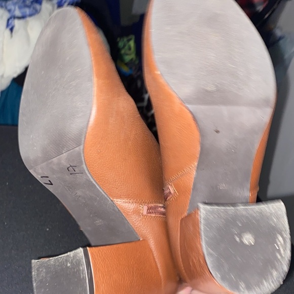 Nine West Wo size 10 LEATHER Brown Heeled Boots w/GOLD Buckle ACCENT 4” HEELS - Picture 12 of 12